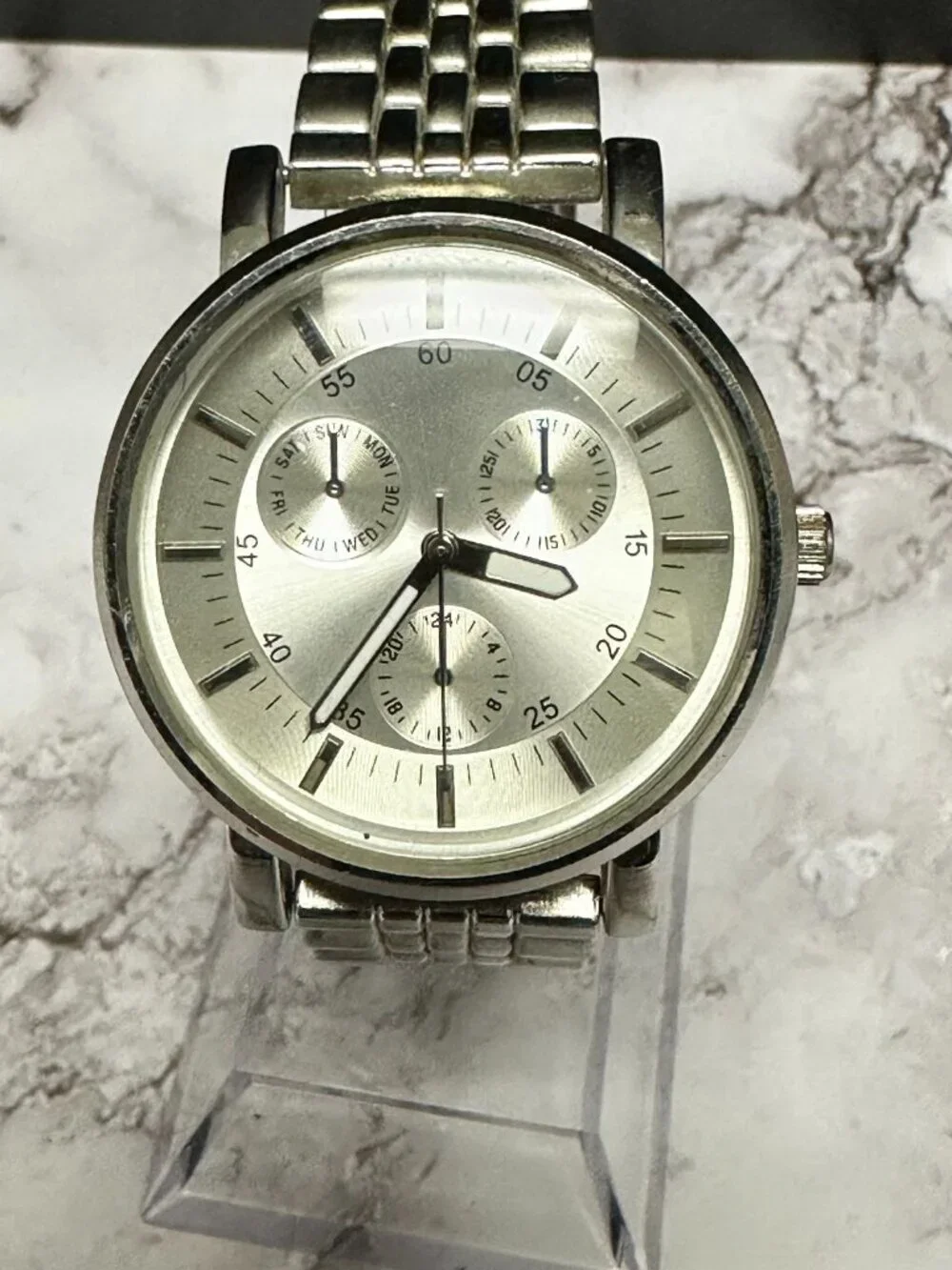 3/$30 Merona Watch Women Silver Tone Baton Indexes Round 38MM Dial 7.5